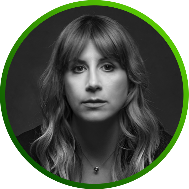Headshot of Lauren Zabierek.